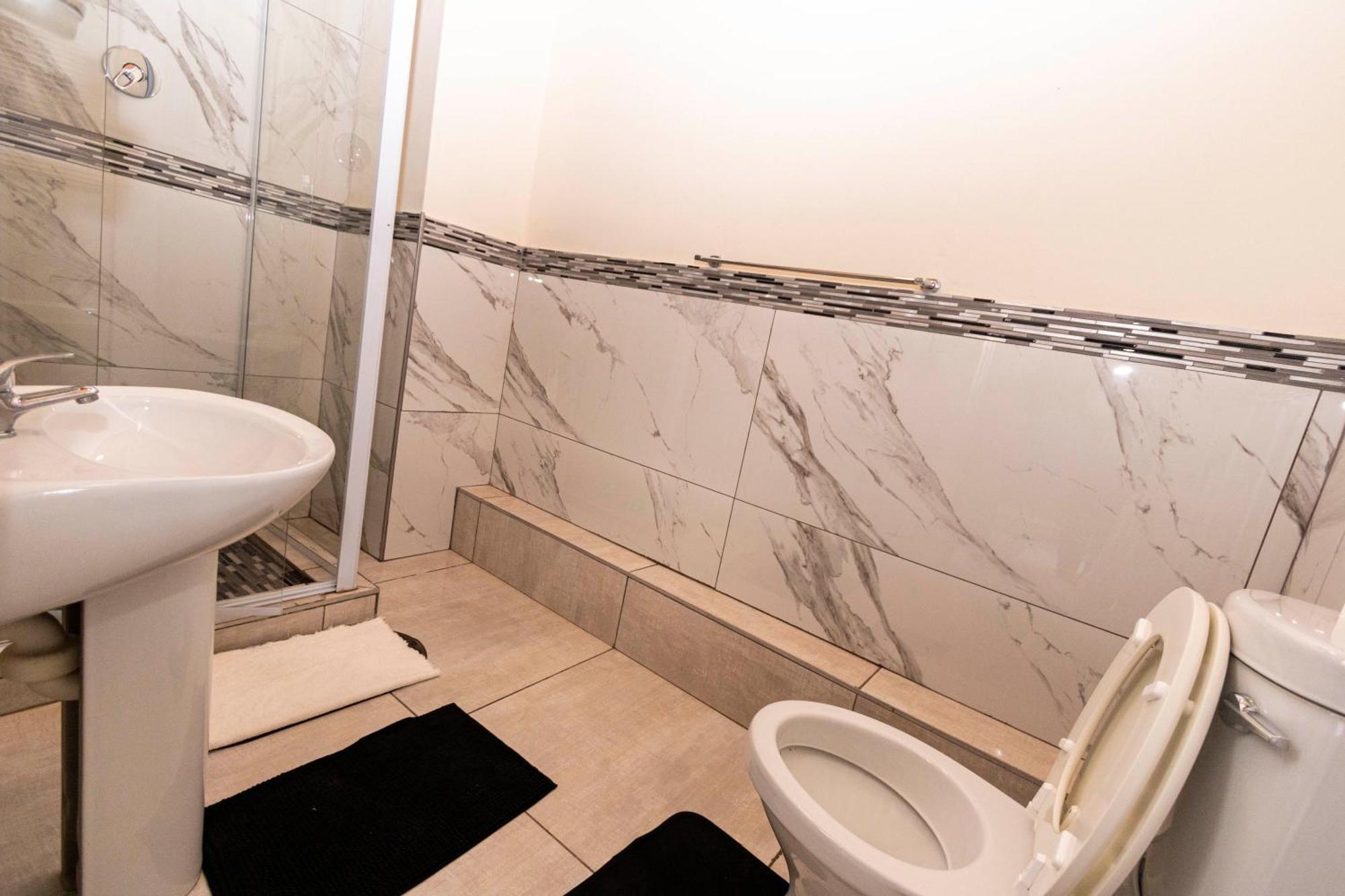Mandulia Guest House Mbombela ภายนอก รูปภาพ