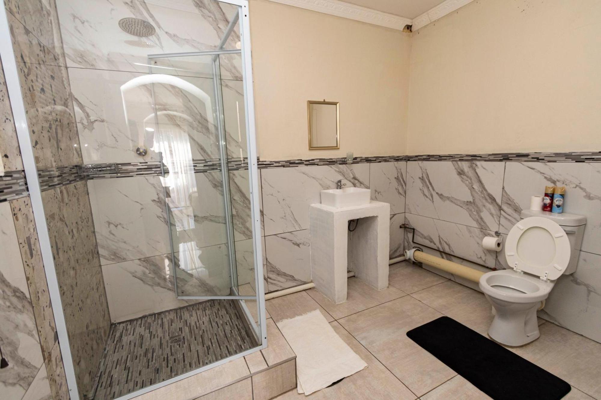 Mandulia Guest House Mbombela ภายนอก รูปภาพ